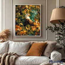 Charger l'image dans la galerie, Aigle parmi les feuilles dorées