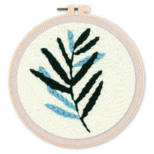 Charger l'image dans la galerie, Punch Needle Feuille bi-colore