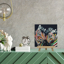 Charger l'image dans la galerie, Mini Peinture par Numéros 20x20cm avec cadre Couple de Zèbres colorés