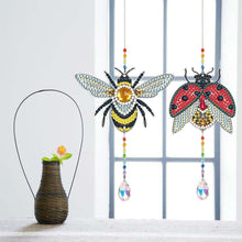 Charger l&#39;image dans la galerie, Carillon en Cristal Diamond Painting 5D Abeille avec Coccinelle 2 Pièces