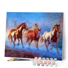 Charger l'image dans la galerie, peinture par numéros | Chevaux blancs et marrons | animaux, chevaux, intermédiaire | FiguredArt