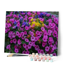Charger l'image dans la galerie, peinture par numéros | Fleurs en pleine Floraison | fleurs, intermédiaire | FiguredArt