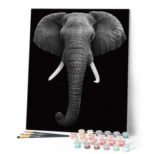 Charger l'image dans la galerie, peinture par numéros | Eléphant gris et noir | animaux, complexe, éléphants | FiguredArt
