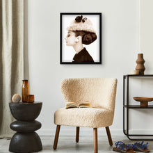 Charger l'image dans la galerie, peinture par numéros | Elégante Hepburn | intermédiaire, portrait | FiguredArt