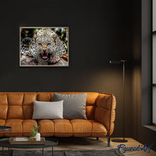 Charger l'image dans la galerie, peinture par numéros | Léopard menaçant | animaux, complexe, léopards | FiguredArt