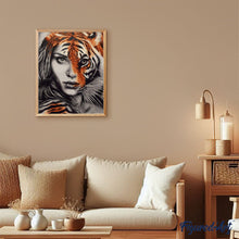 Charger l'image dans la galerie, peinture par numéros | La Femme Tigre | animaux, intermédiaire, portrait, tigres | FiguredArt