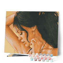 Charger l'image dans la galerie, peinture par numéros | Visage de Femme brune | facile, romantique | FiguredArt