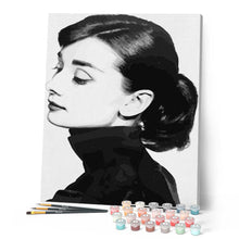 Charger l'image dans la galerie, peinture par numéros | Femme en Noir | facile, portrait | FiguredArt