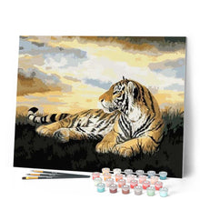 Charger l'image dans la galerie, peinture par numéros | Tigre allongé | animaux, intermédiaire, tigres | FiguredArt