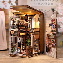 Charger l'image dans la galerie, Book Nook - La ruelle attendant le chat