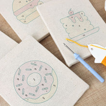 Charger l'image dans la galerie, Punch Needle Kit (4 pièces) avec cadres - Bouchées Gourmandes
