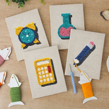 Charger l'image dans la galerie, Punch Needle Kit (4 pièces) avec cadres - Essentiels Bureau Étudiant 1