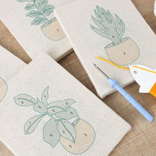 Charger l'image dans la galerie, Punch Needle Kit (4 pièces) avec cadres - Jungle Urbaine 1