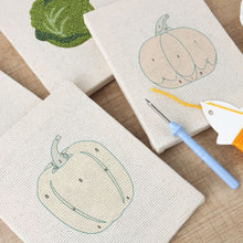 Charger l'image dans la galerie, Punch Needle Kit (4 pièces) avec cadres - Collection Légumes Frais