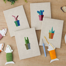 Charger l'image dans la galerie, Punch Needle Kit (4 pièces) avec cadres - Petits Pots Succulents 2