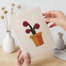 Charger l'image dans la galerie, Punch Needle Kit (4 pièces) avec cadres - Mini Pots Fleuris 2