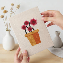 Charger l'image dans la galerie, Punch Needle Kit (4 pièces) avec cadres - Mini Pots Fleuris 3