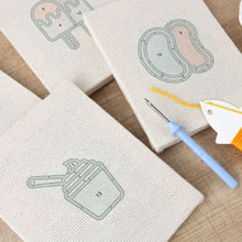 Charger l'image dans la galerie, Punch Needle Kit (4 pièces) avec cadres - Snacks Kawaii