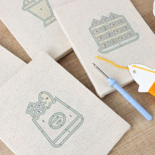 Charger l'image dans la galerie, Punch Needle Kit (4 pièces) avec cadres - Moments Gourmands 2
