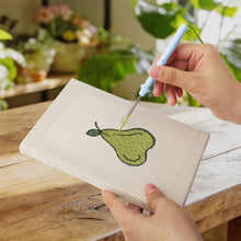 Charger l'image dans la galerie, Punch Needle Kit (4 pièces) avec cadres - Fête des Fruits 1