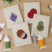 Charger l'image dans la galerie, Punch Needle Kit (4 pièces) avec cadres - Fête des Fruits 2