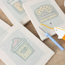 Charger l'image dans la galerie, Punch Needle Kit (4 pièces) avec cadres - Favoris Foodie