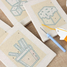 Charger l'image dans la galerie, Punch Needle Kit (4 pièces) avec cadres - Délices Savoureux