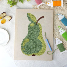 Charger l'image dans la galerie, Punch Needle Kit avec cadre - Poire Fraîche