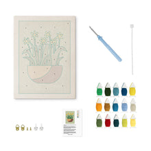 Charger l'image dans la galerie, Punch Needle Kit avec cadre - Jonquilles Ensoleillées