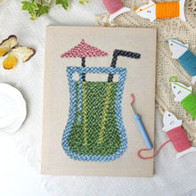 Charger l'image dans la galerie, Punch Needle Kit avec cadre - Boisson Exotique