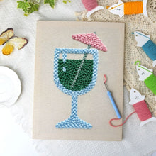 Charger l'image dans la galerie, Punch Needle Kit avec cadre - Brise Tropicale