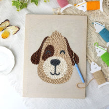 Charger l'image dans la galerie, Punch Needle Kit avec cadre - Chien Souriant