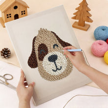 Charger l'image dans la galerie, Punch Needle Kit avec cadre - Chien Souriant
