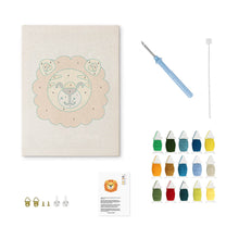 Charger l'image dans la galerie, Punch Needle Kit avec cadre - Petit Lion