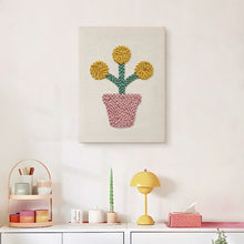 Charger l'image dans la galerie, Punch Needle Kit avec cadre - Main Verte