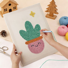 Charger l'image dans la galerie, Punch Needle Kit avec cadre - Cactus Souriant