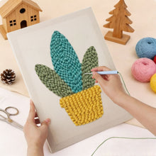 Charger l'image dans la galerie, Punch Needle Kit avec cadre - Succulente Dorée