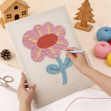 Charger l'image dans la galerie, Punch Needle Kit avec cadre - Fleur Douce