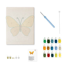 Charger l'image dans la galerie, Punch Needle Kit avec cadre - Papillon Doré