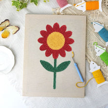 Charger l'image dans la galerie, Punch Needle Kit avec cadre - Fleur Radieuse