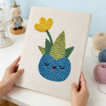 Charger l'image dans la galerie, Punch Needle Kit avec cadre - Succulente Heureuse