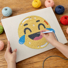 Charger l'image dans la galerie, Punch Needle Kit avec cadre - Emoji Fun