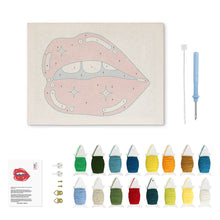 Charger l'image dans la galerie, Punch Needle Kit avec cadre - Lèvres Scintillantes