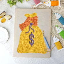 Charger l'image dans la galerie, Punch Needle Kit avec cadre - Fortune Dorée