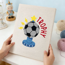 Charger l'image dans la galerie, Punch Needle Kit avec cadre - Trophée de Football