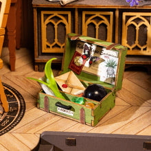 Charger l&#39;image dans la galerie, Maison Miniature Le Bureau Magique
