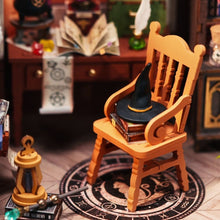 Charger l&#39;image dans la galerie, Maison Miniature Le Bureau Magique