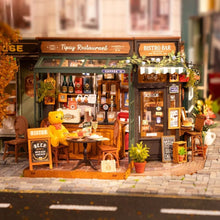 Charger l&#39;image dans la galerie, Maison Miniature Restaurant Festif