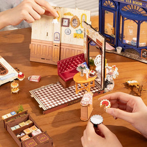 Maison Miniature Détente au Salon de Thé