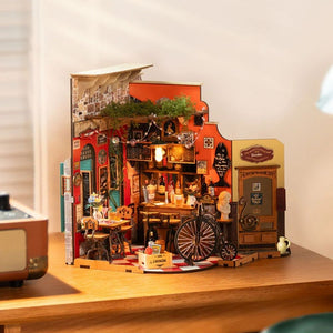 Maison Miniature Cheers Bar & Restaurant